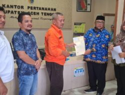 Kepala BPN Serahkan Sertifikat Tanah Milik Pemkab Aceh Tenggara